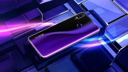 Realme 5的首次銷售在30分鐘內(nèi)售出1,20,000個(gè)單位