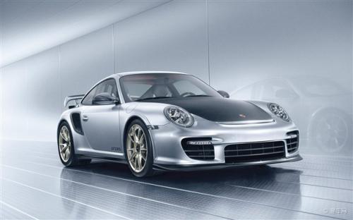 保時(shí)捷911 GT2 RS打破紐伯格林圈速紀(jì)錄