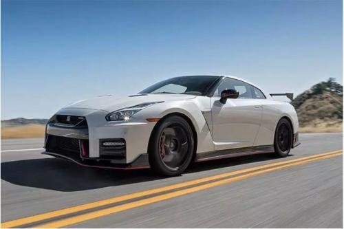 日產(chǎn)GT-R Nismo的特殊N-Attack性能套件將在下個月的SEMA展上首次亮相