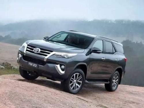 豐田的新款基于HiLux的Fortuner SUV本周在泰國被完全不含偽