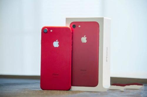 移動制造巨頭蘋果公司在印度推出了最近推出的iPhone 7和iPhone 7 Plus的紅色版本