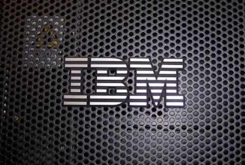 IBM新的內(nèi)存計算解決方案使商業(yè)AI培訓(xùn)更快 更容易