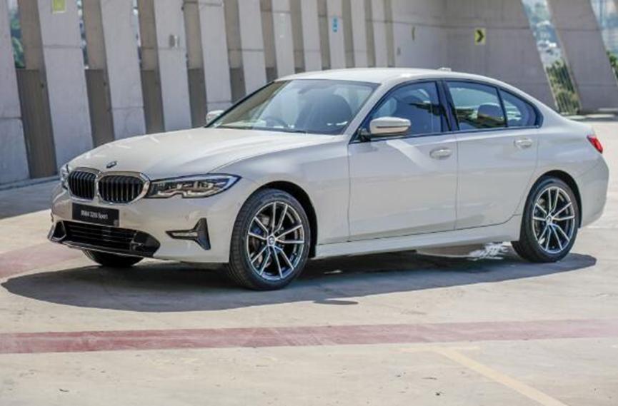 全新CKD BMW 320i Sport售價為243800令吉