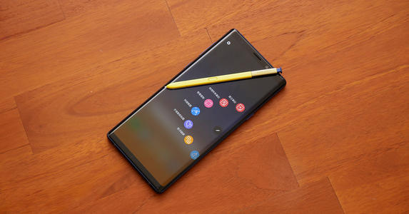 三星以巨大的折扣價(jià)出售Galaxy Note 9同時(shí)還包括Galaxy Fit