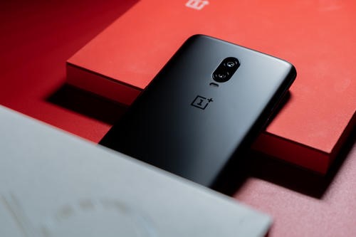 OnePlus確認即將推出的產品系列已支持5G