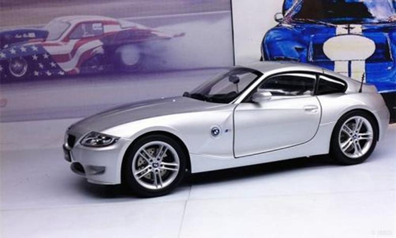 現(xiàn)代化的BMW Z4M Coupe看起來像德國Supra