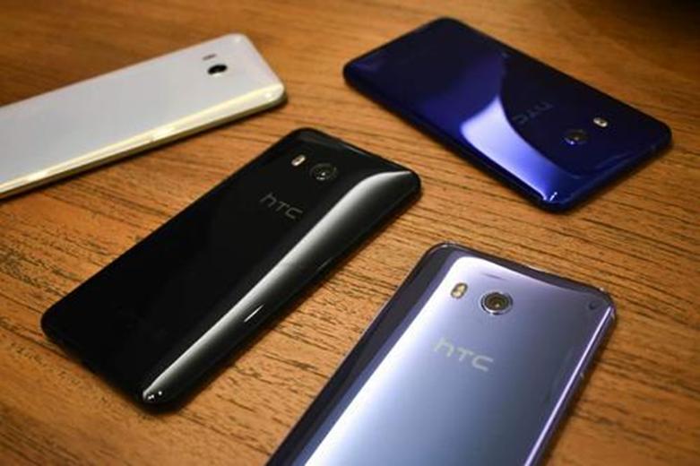 HTC U11動手操作—可壓縮的全玻璃設(shè)備支持雙熱字