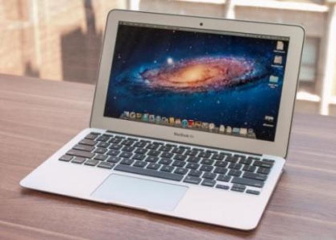 上周上市的MacBook Air現(xiàn)在售價950美元