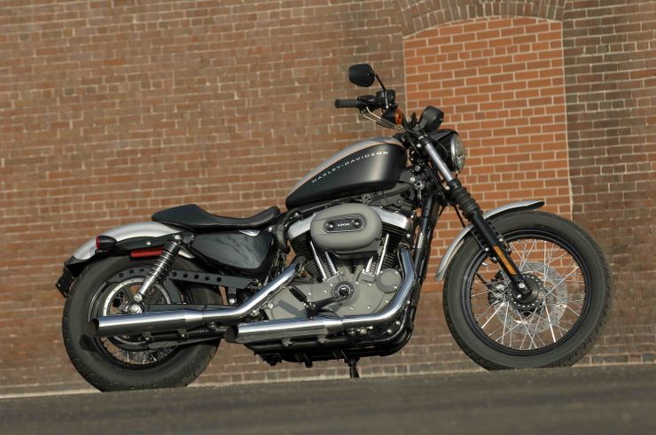 2007年哈雷戴維森XL1200N Sportster Nightster全面對(duì)焦