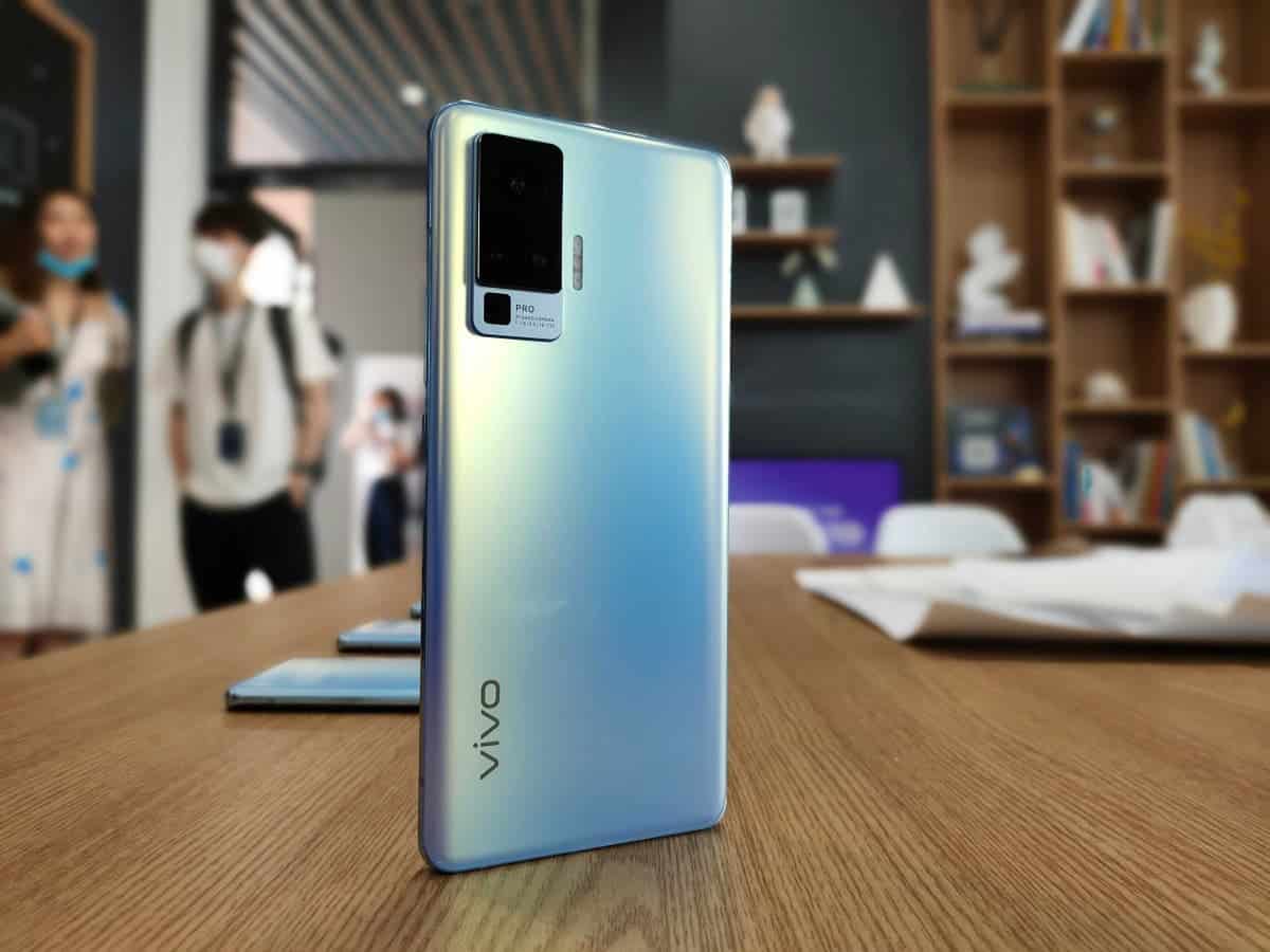 與規(guī)格一樣，新的Vivo X50 Pro實(shí)時(shí)圖像表面