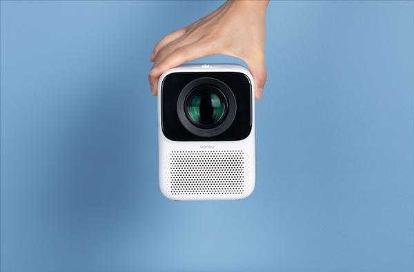 小米眾籌價格為599元的Wanbo T2 Free Projector