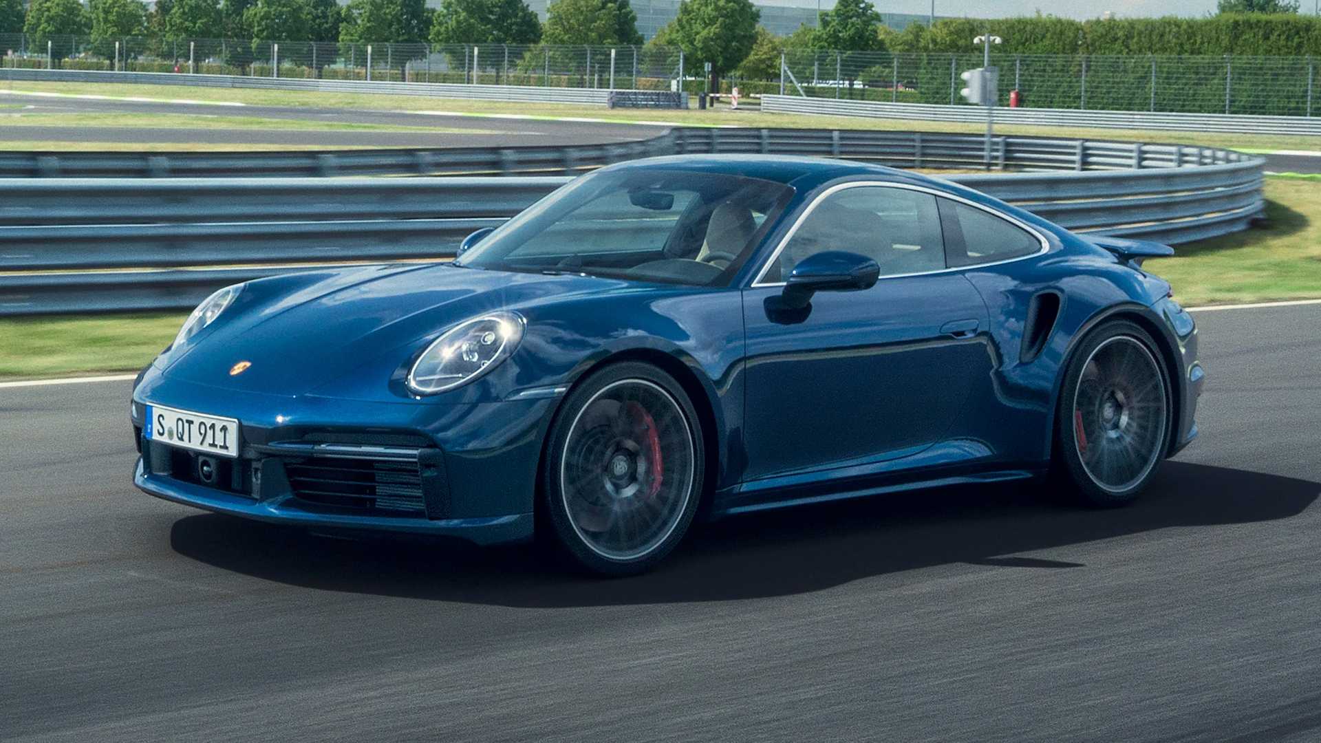 2021年保時捷911 Turbo的預(yù)算達(dá)到572馬力，為百萬富翁