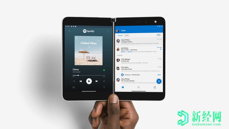 微軟的Surface Duo手機(jī)今天上市，價(jià)格為1399美元