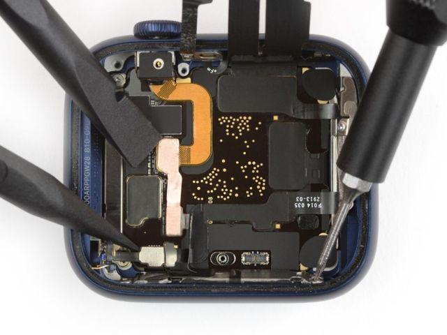 iFixit的Apple Watch Series 6拆解發(fā)現(xiàn)更大容量的電池