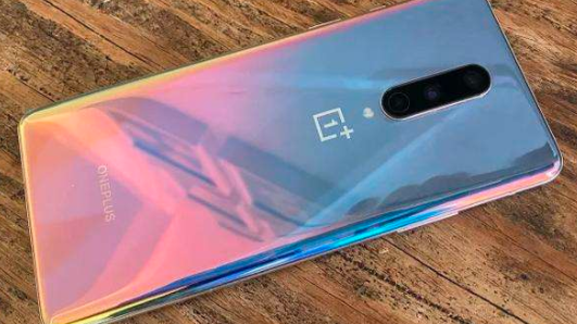 確認(rèn)了OnePlus 8T的按鍵顯示功能