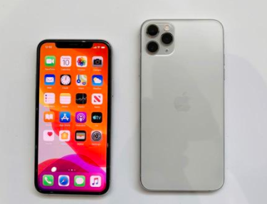 iPhone欄上的橙色和綠色指示燈是什么？