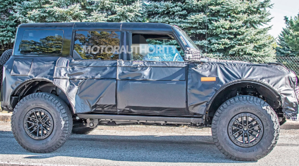 2021年福特Bronco Raptor（Warthog）間諜照片