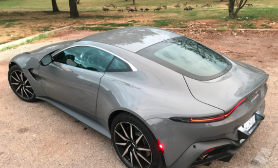 2020年阿斯頓·馬丁·范塔奇（Aston Martin Vantage）的吸引力與眾不同