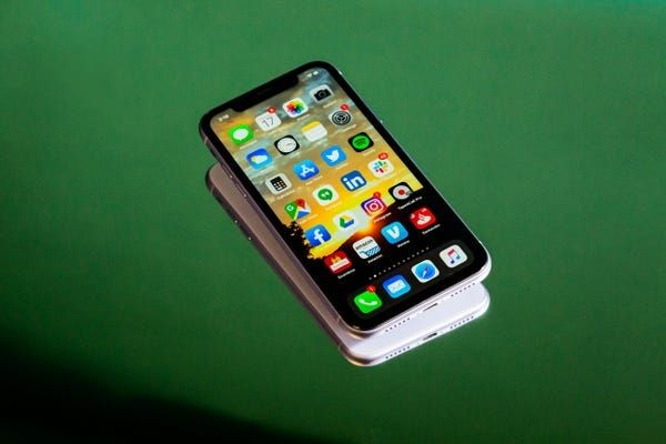 Apple iPhone 12 Mini通過MagSafe充電僅支持高達(dá)12W的充電速度