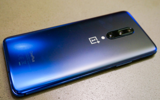 OnePlus延遲OnePlus 7和7T型號的Android 11補丁