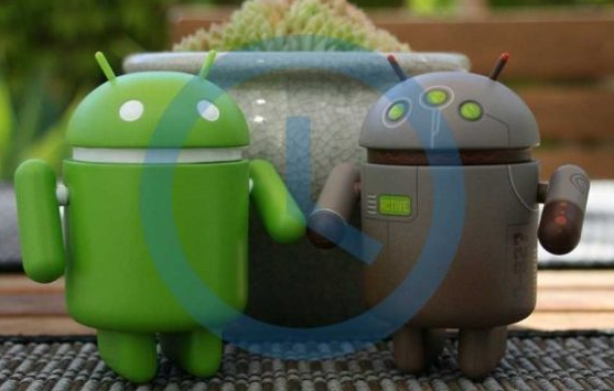 您可以在Android上自動激活暗模式