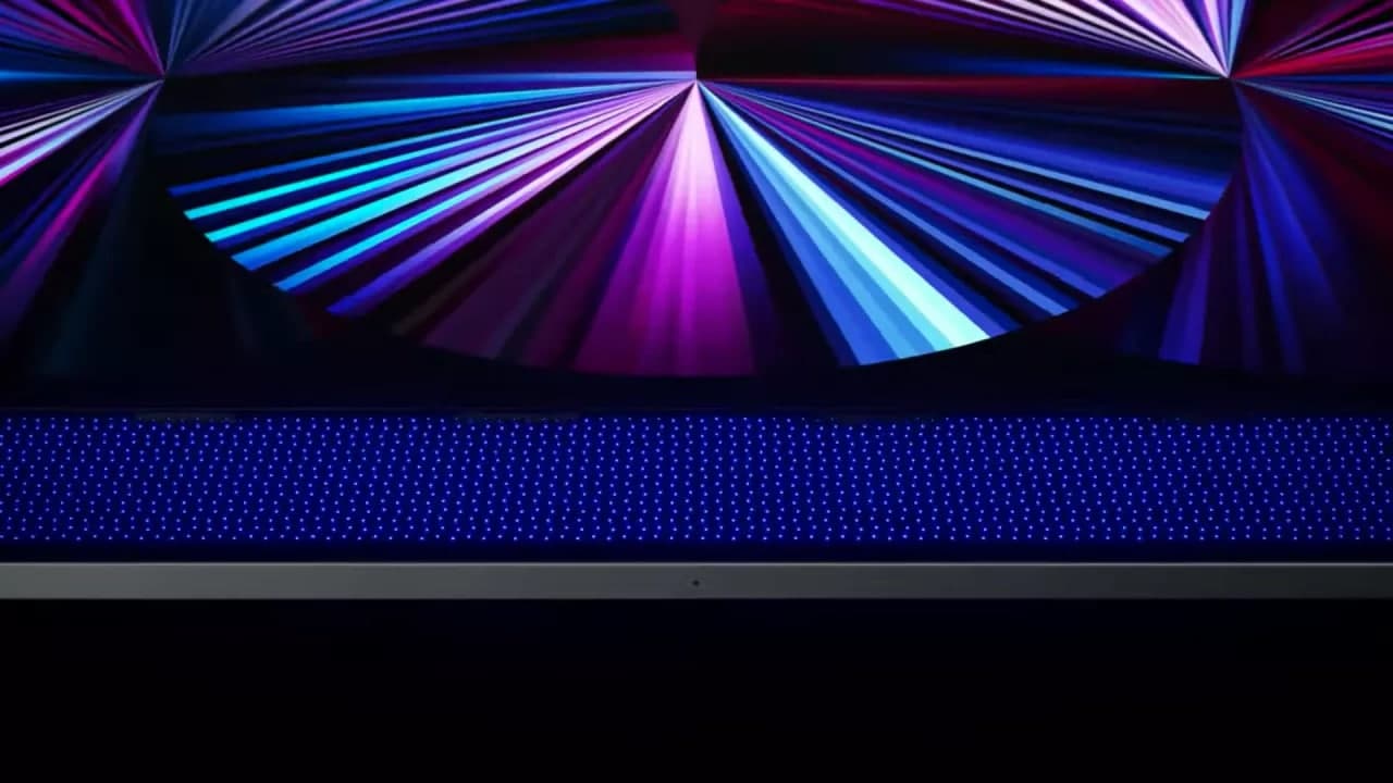 更便宜的 OLED 屏幕即將取代 MacBook Pro 的 mini-LED 顯示屏